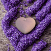 bougie coeur lilas